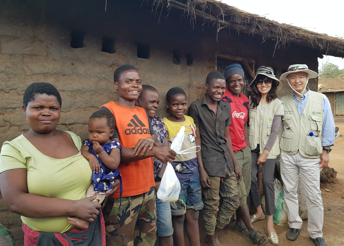 Sponsored children’s home visit in Malawi